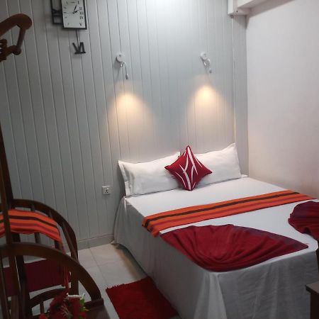 Wish Residence Seaside, Near Durdans & Vasan Eye Care Hospital, Colombo 3 Екстер'єр фото