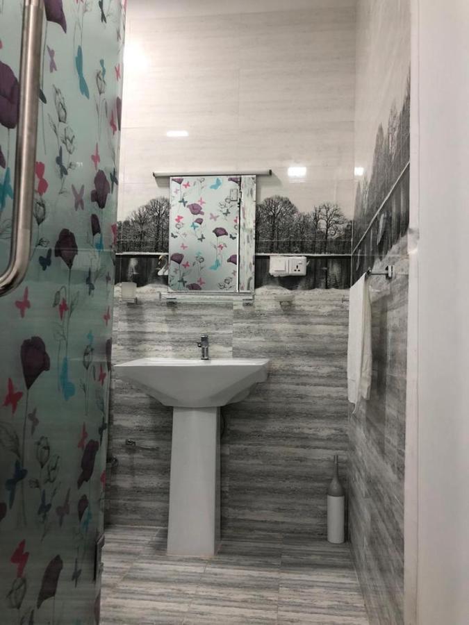 Wish Residence Seaside, Near Durdans & Vasan Eye Care Hospital, Colombo 3 Екстер'єр фото