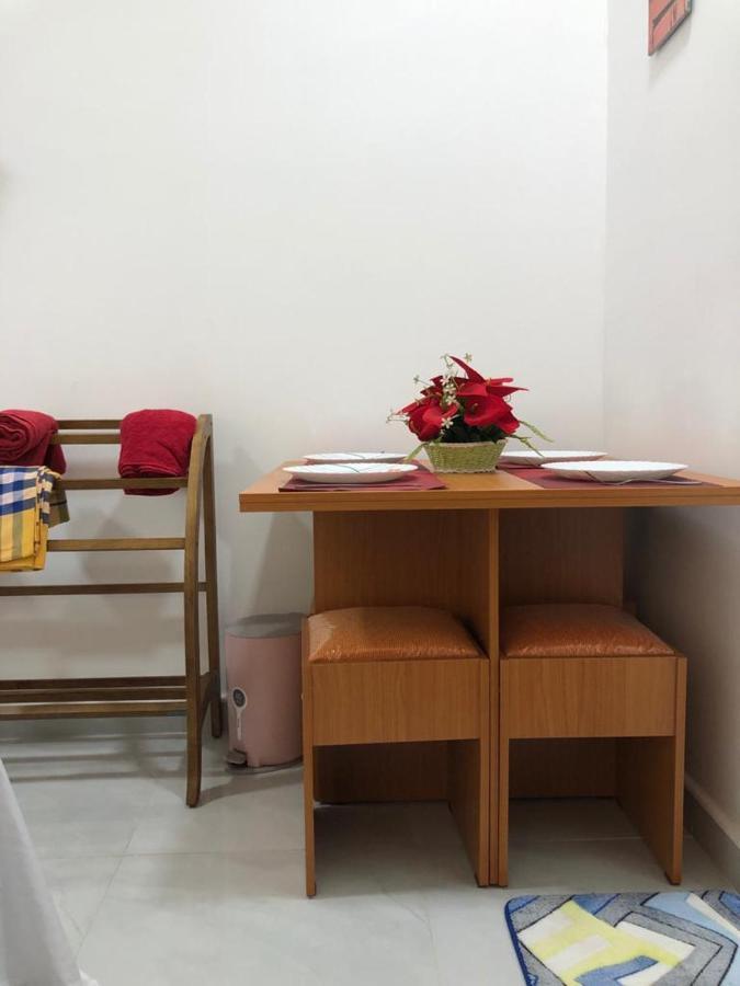 Wish Residence Seaside, Near Durdans & Vasan Eye Care Hospital, Colombo 3 Екстер'єр фото