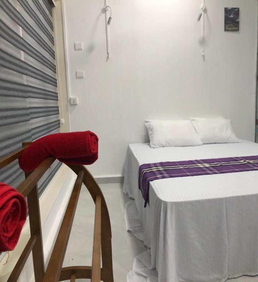 Wish Residence Seaside, Near Durdans & Vasan Eye Care Hospital, Colombo 3 Екстер'єр фото