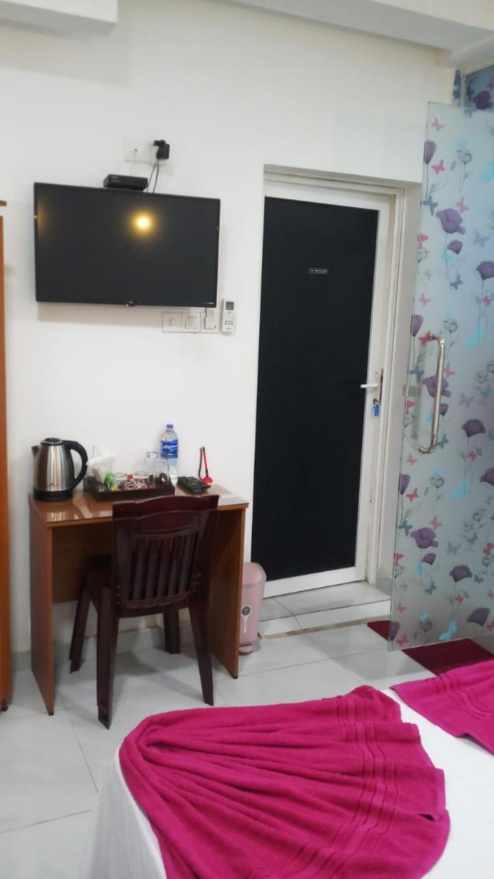 Wish Residence Seaside, Near Durdans & Vasan Eye Care Hospital, Colombo 3 Екстер'єр фото